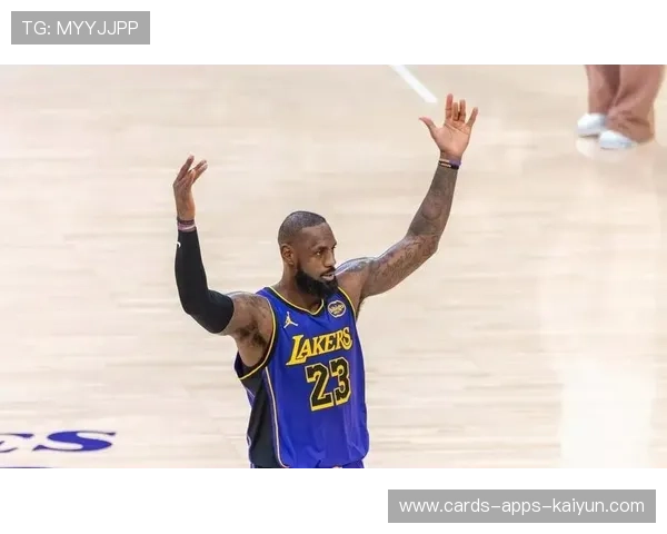 詹姆斯外线稳健发力,湖人再一次夺得胜利